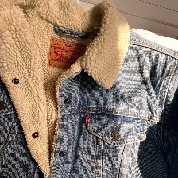 LEVIS - Picture 7 of 8